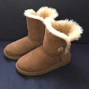 🌟SALE🌟UGG mini bailey boots